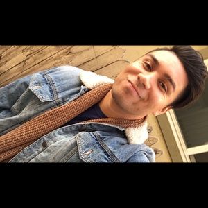 Meet your Posher, Chris